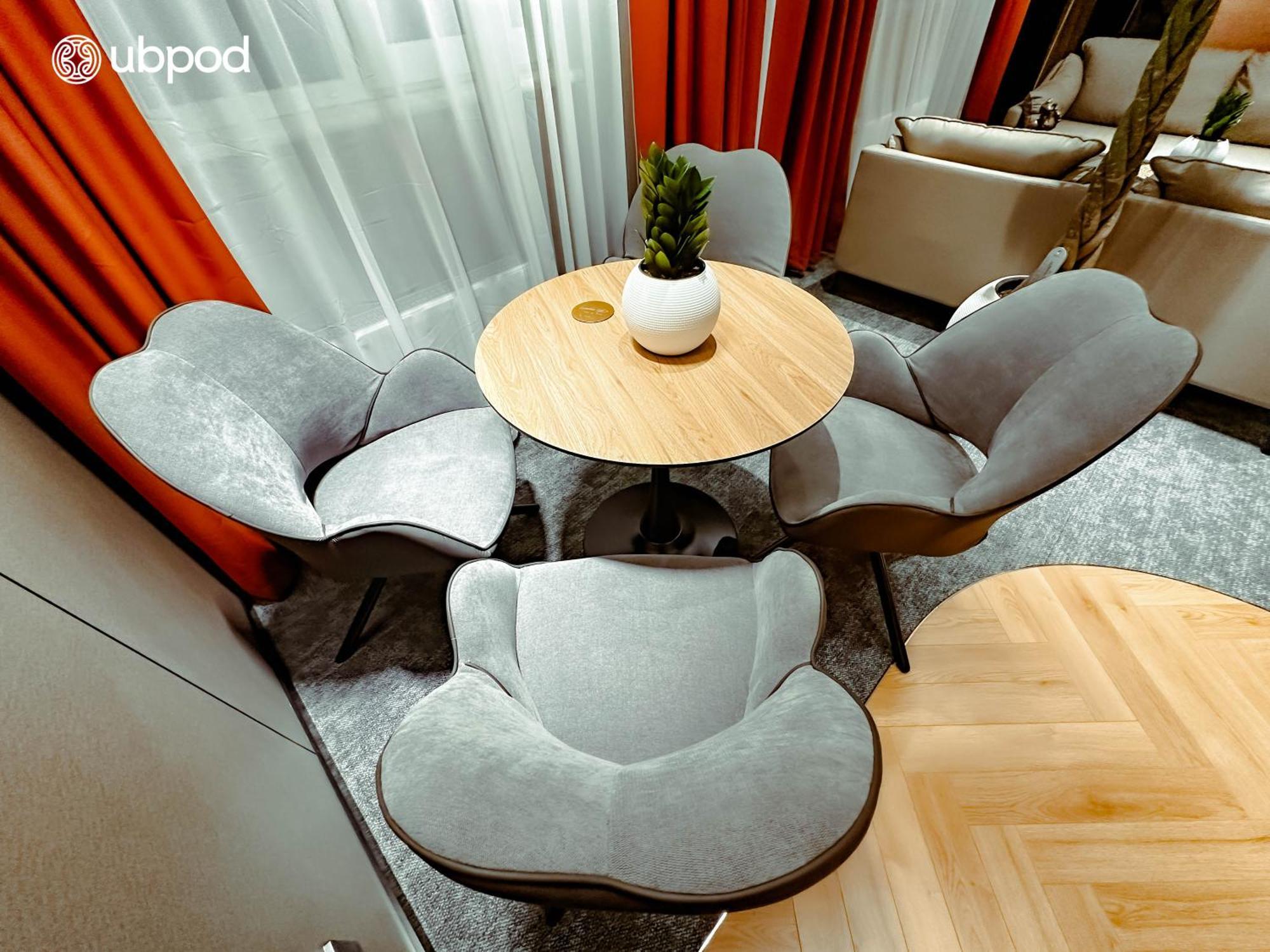 Ubpod- The First Capsule Hotel In Mongolia Ulaanbaatar Exterior photo